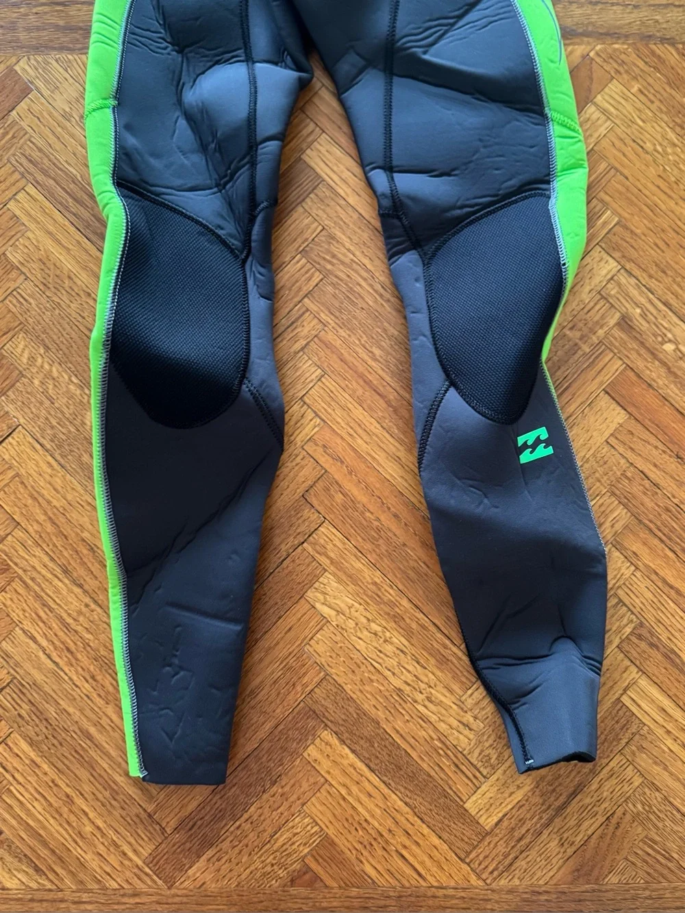 NWT Billabong Kids Absolute Wetsuit